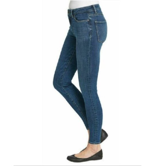 Calvin Klein Jeans Ladies' Contour Skinny Jean - Picture 2 of 3